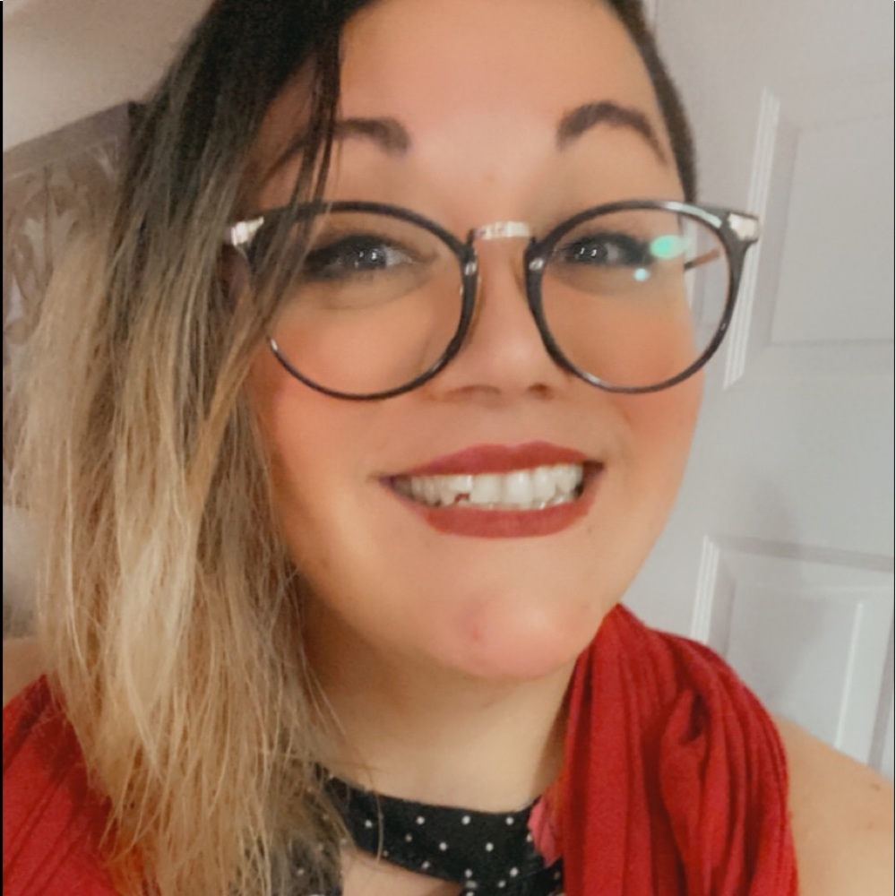 Meet your Posher, Cecily